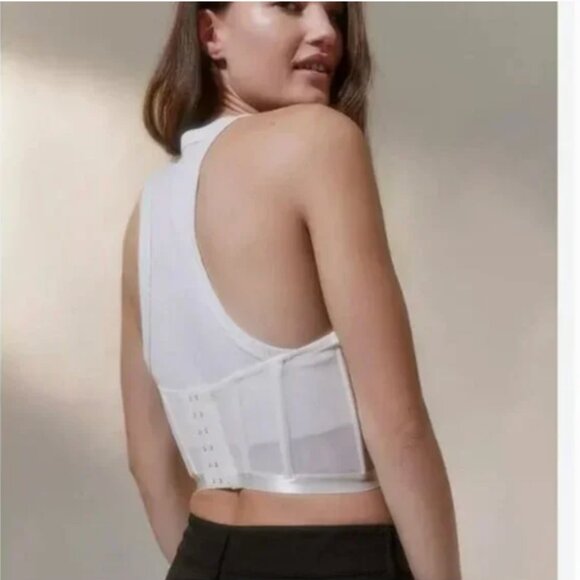 ⭐️ Out From Under Bewitched Modern Romantic Classy Party Hipster Mesh Belt Top - Picture 2 of 2